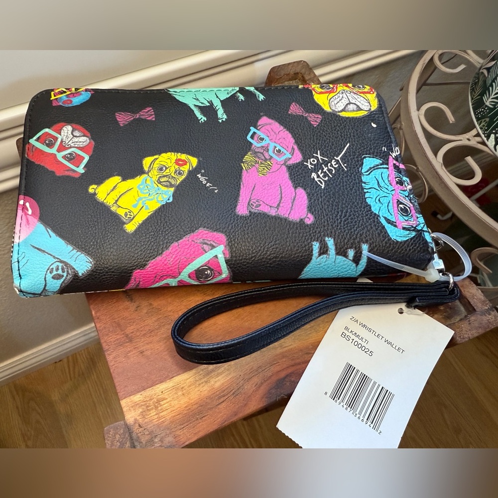 Wristlet Wallet with Cute Dog Designs — Betsey Johnson - Picture 5 of 17